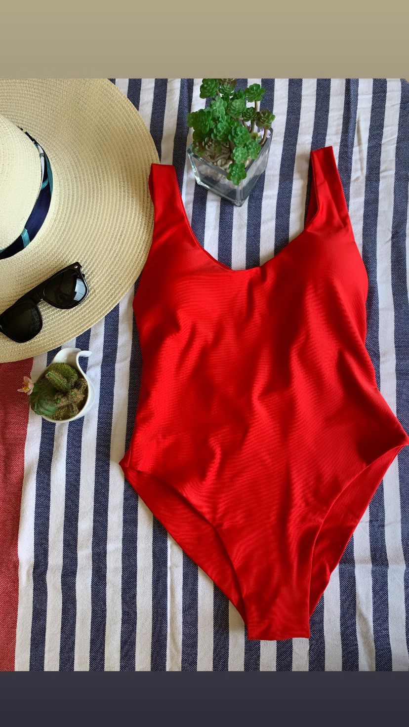 Nina One Piece - Red